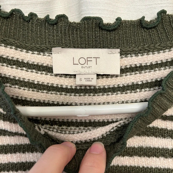 LOFT outlet green and cream striped top size S - Picture 2 of 10